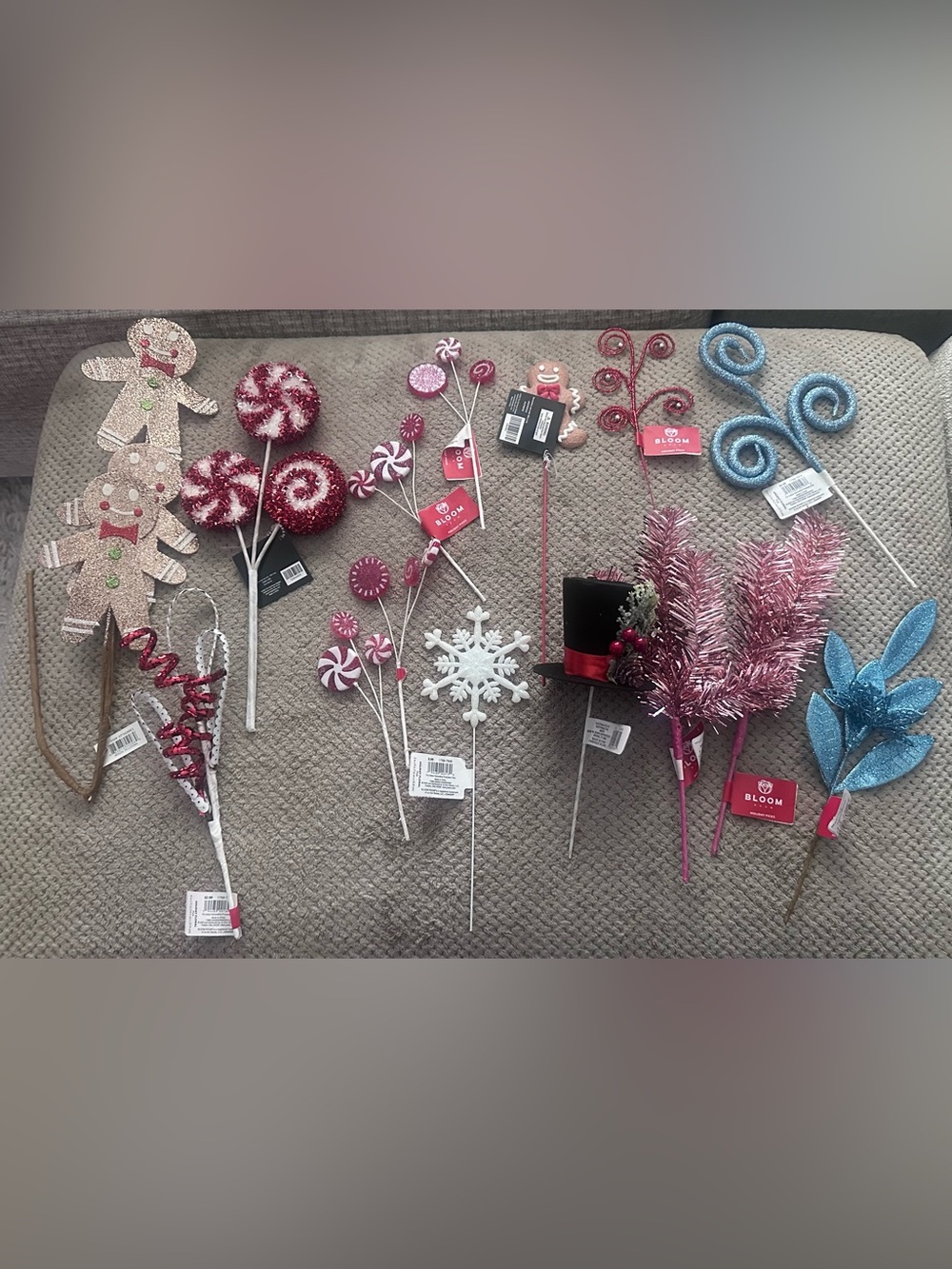NEW- Holiday assorted craft picks.